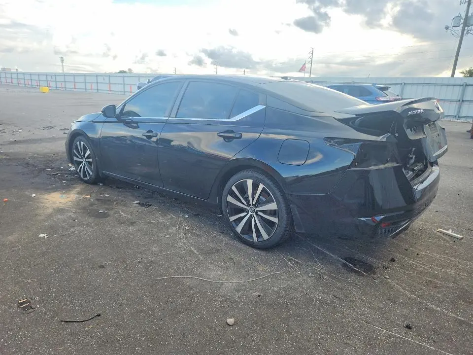 2020 NISSAN ALTIMA SR  
