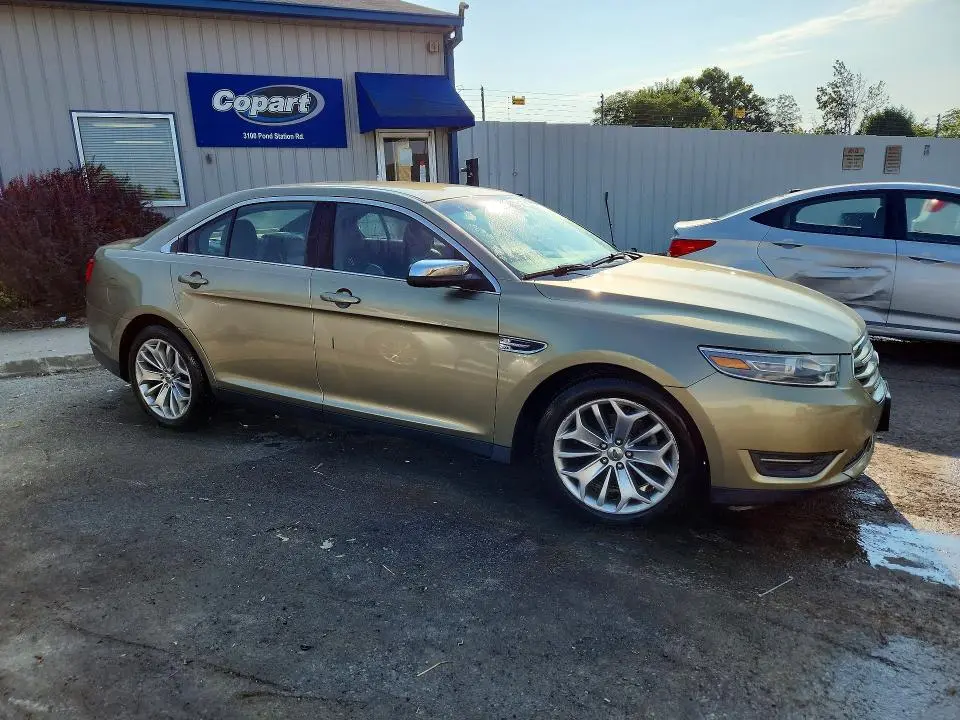 2013 FORD TAURUS LIMITED  