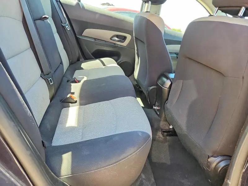 2014 CHEVROLET CRUZE LS  