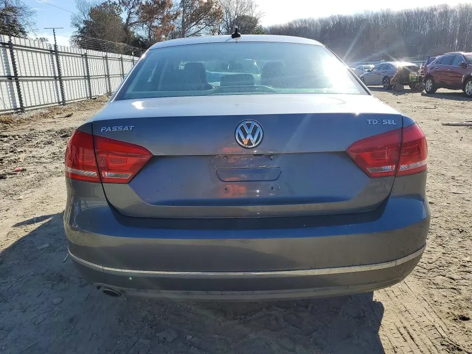 2014 VOLKSWAGEN PASSAT SEL  