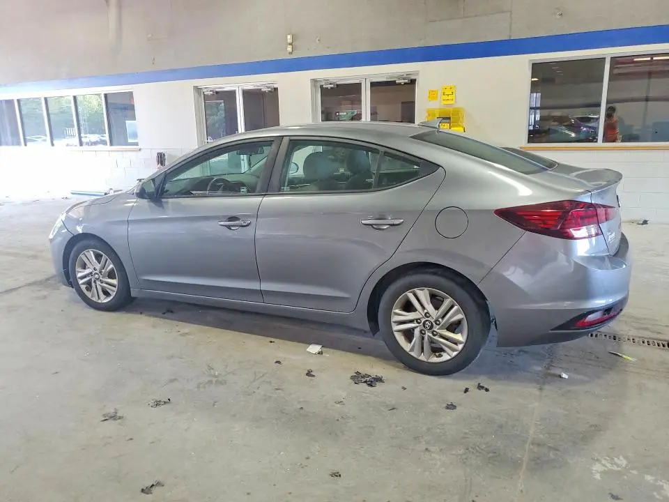 2019 HYUNDAI ELANTRA SEL  