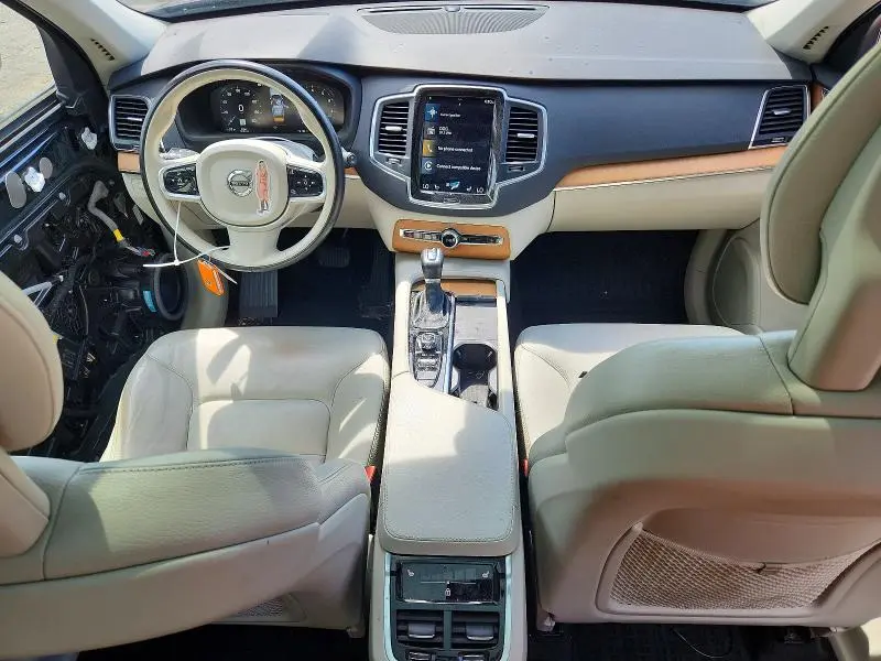 2021 VOLVO XC90 T5 MOMENTUM  
