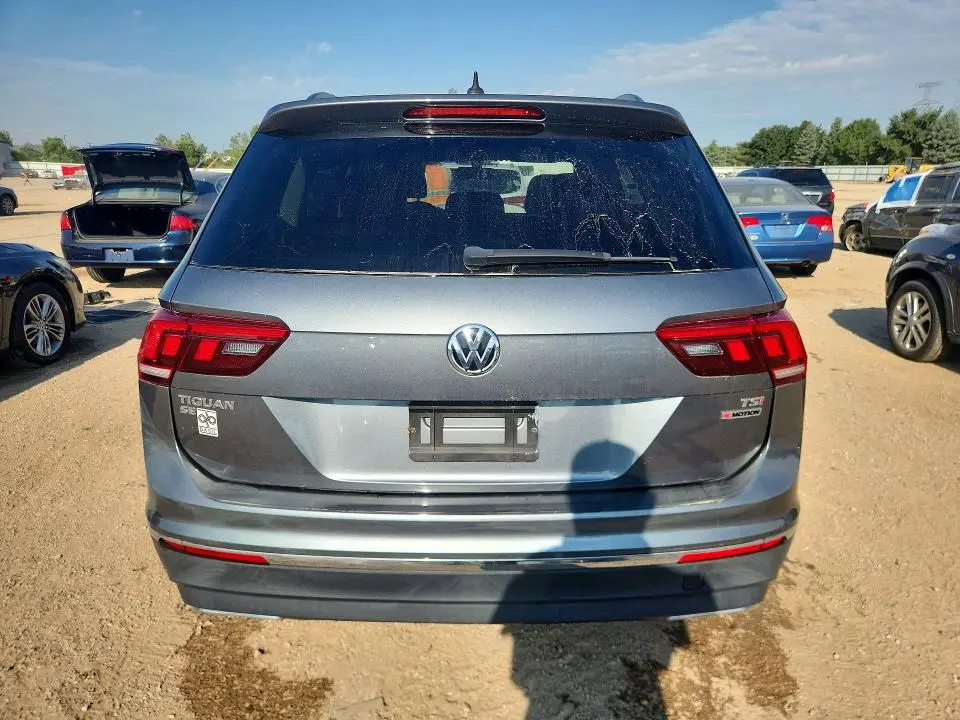 2018 VOLKSWAGEN TIGUAN SE  