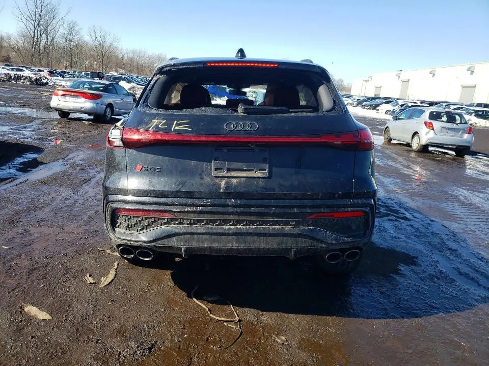 2025 AUDI SQ5 PRESTIGE  