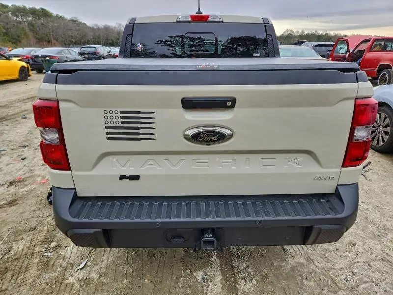 2024 FORD MAVERICK LARIAT  