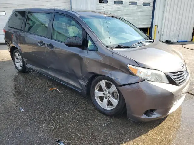 2013 TOYOTA SIENNA   