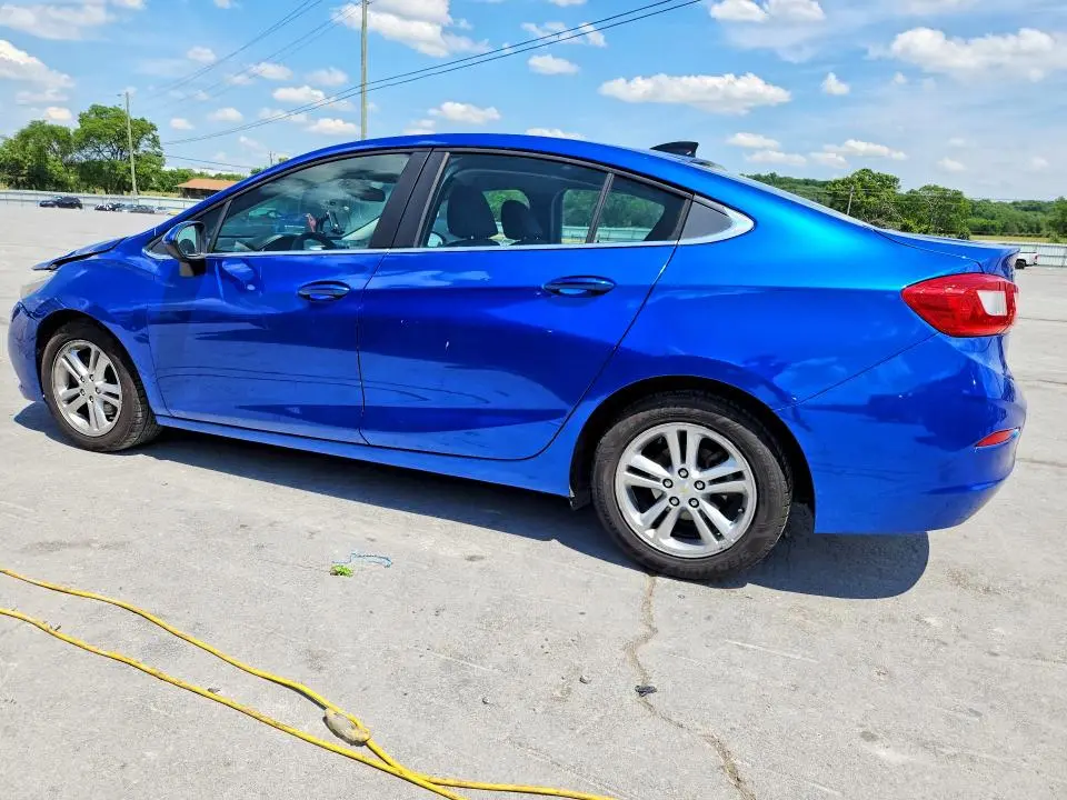 2016 CHEVROLET CRUZE LT  