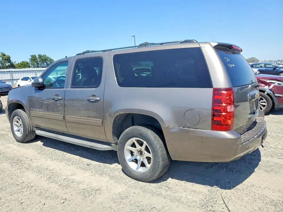 2013 CHEVROLET SUBURBAN K1500 LT  