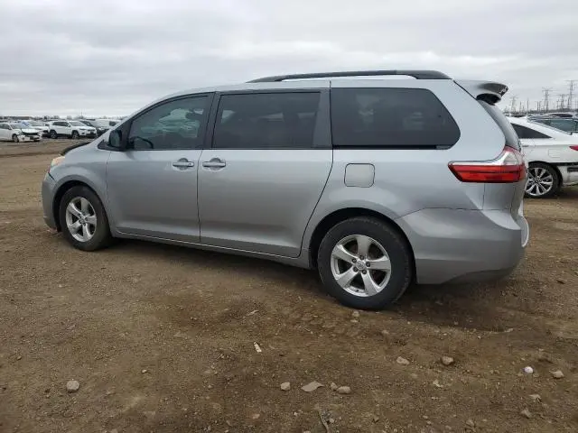 2015 TOYOTA SIENNA LE  