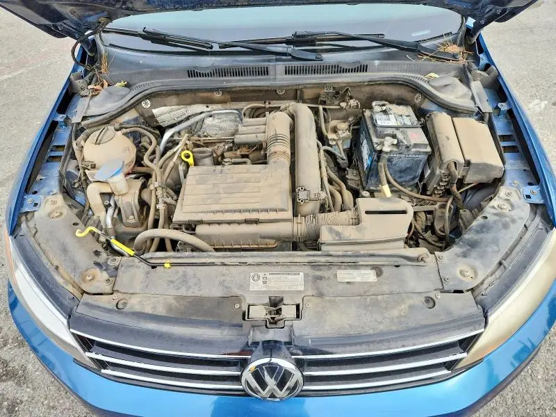 2017 VOLKSWAGEN JETTA SE  