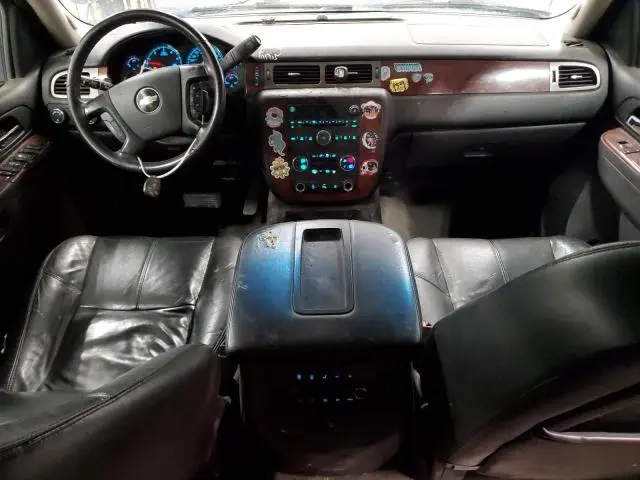 2010 CHEVROLET TAHOE K1500 LT  