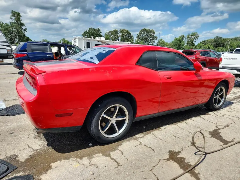2010 DODGE CHALLENGER SE  