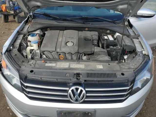 2012 VOLKSWAGEN PASSAT SE  
