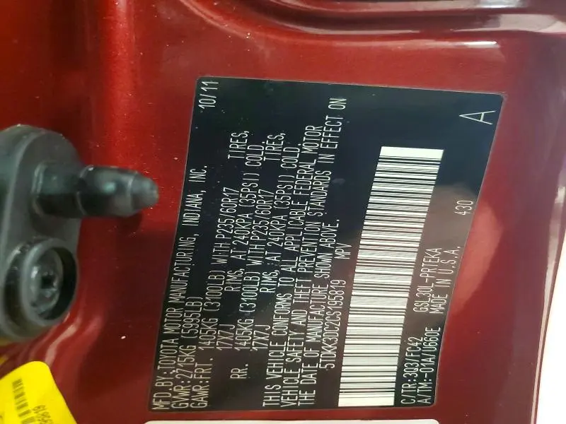 2012 TOYOTA SIENNA LE 8-PASSENGER  