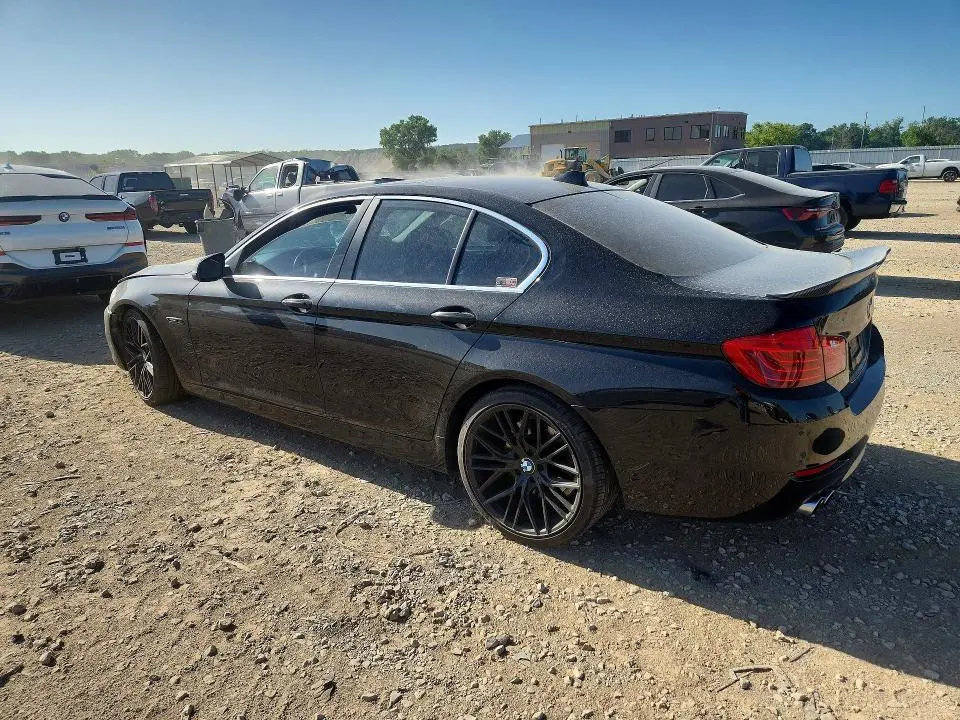 2016 BMW 528   