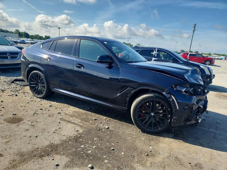 2024 BMW X6 M60I  