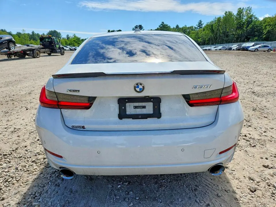 2024 BMW 330XI   