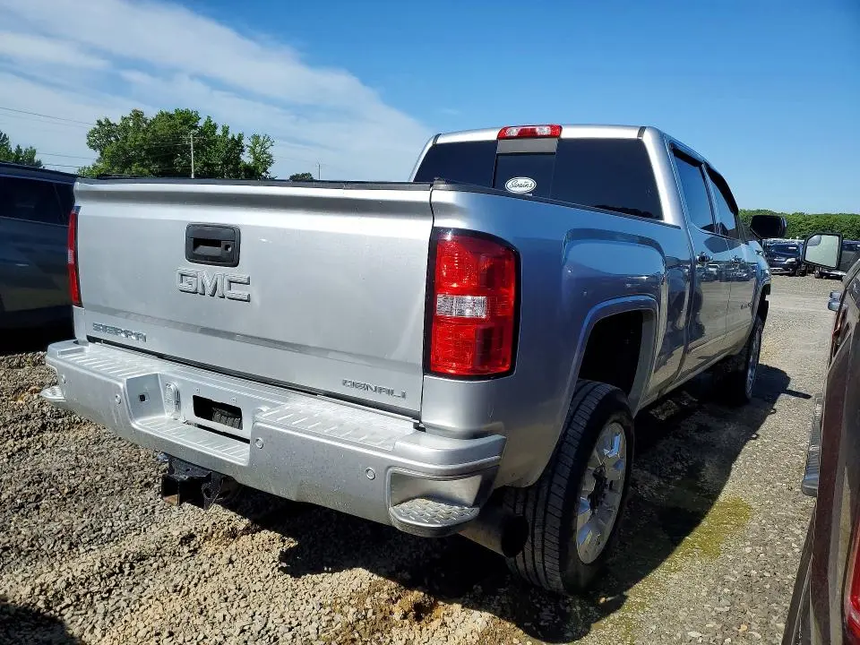 2018 GMC SIERRA K2500 DENALI  