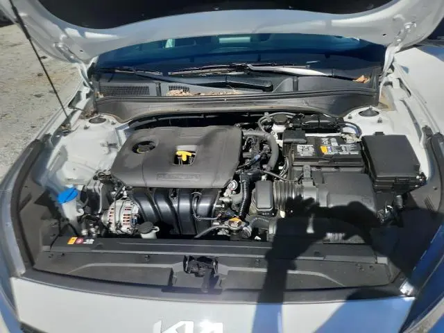 2024 KIA FORTE GT LINE  