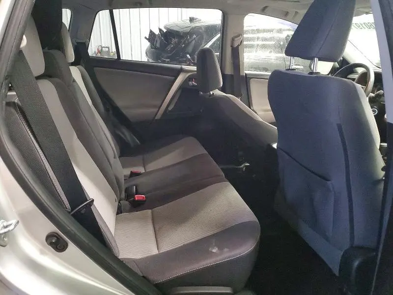 2014 TOYOTA RAV4 XLE  