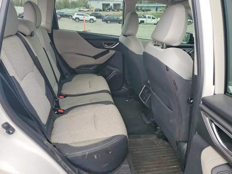 2022 SUBARU FORESTER PREMIUM  