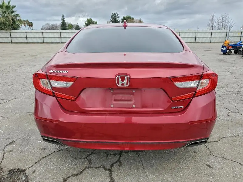 2018 HONDA ACCORD TOURING  