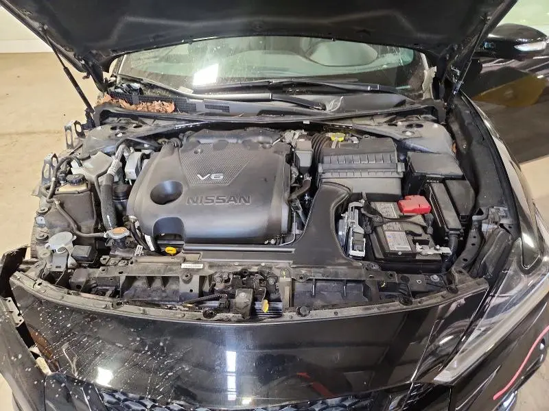 2022 NISSAN MAXIMA SR  