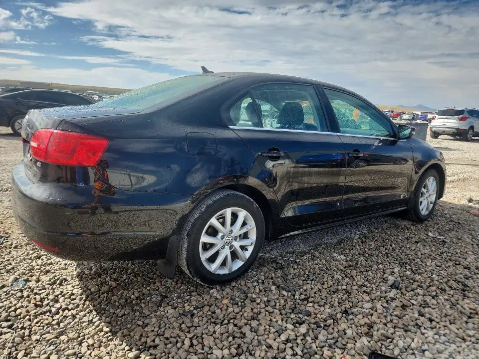 2014 VOLKSWAGEN JETTA SE  