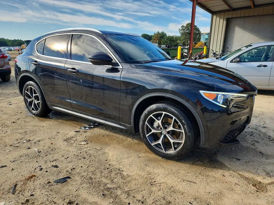 2018 ALFA ROMEO STELVIO TI  