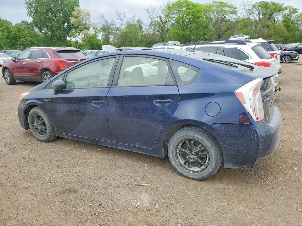 2014 TOYOTA PRIUS THREE  