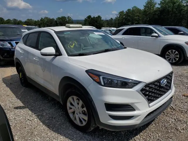 2021 HYUNDAI TUCSON SE  