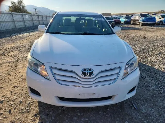2011 TOYOTA CAMRY BASE  
