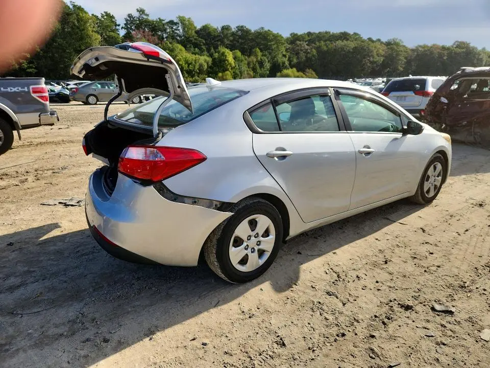 2015 KIA FORTE LX  