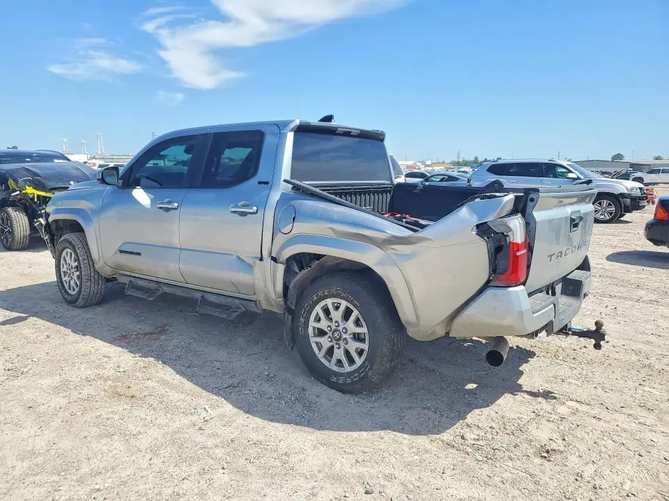 2024 TOYOTA TACOMA SR5  