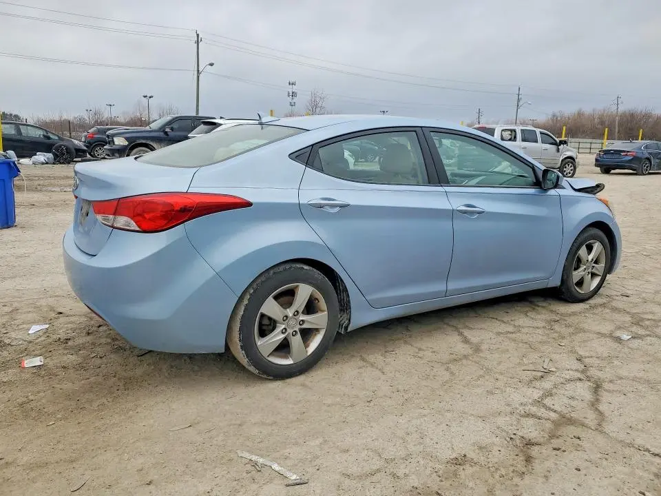 2012 HYUNDAI ELANTRA GLS  