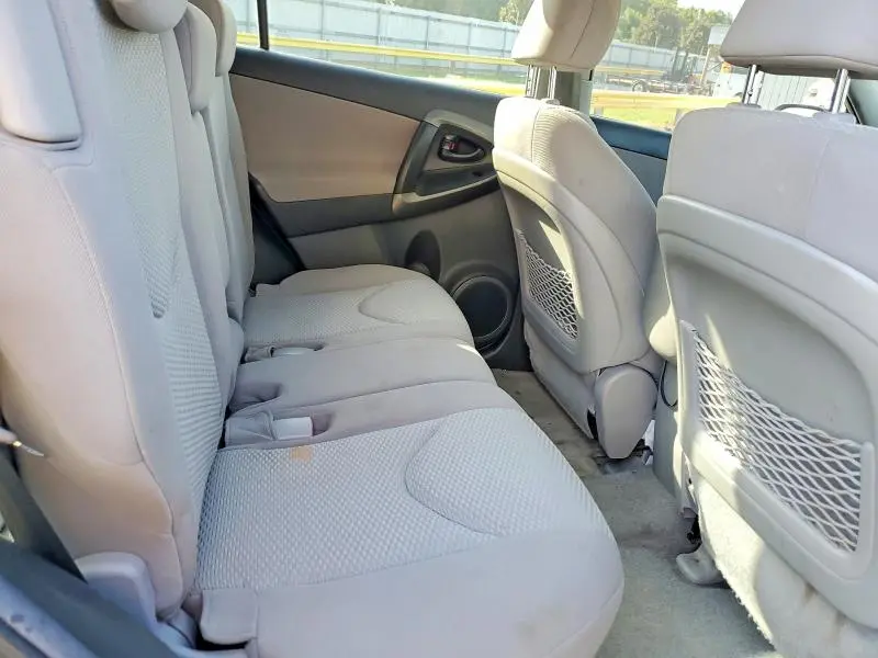 2011 TOYOTA RAV4 BASE  