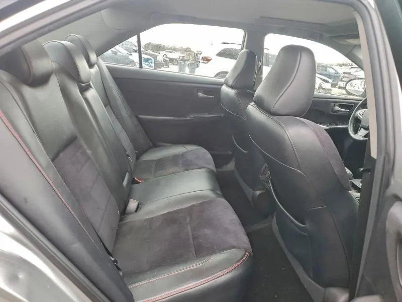 2015 TOYOTA CAMRY LE  