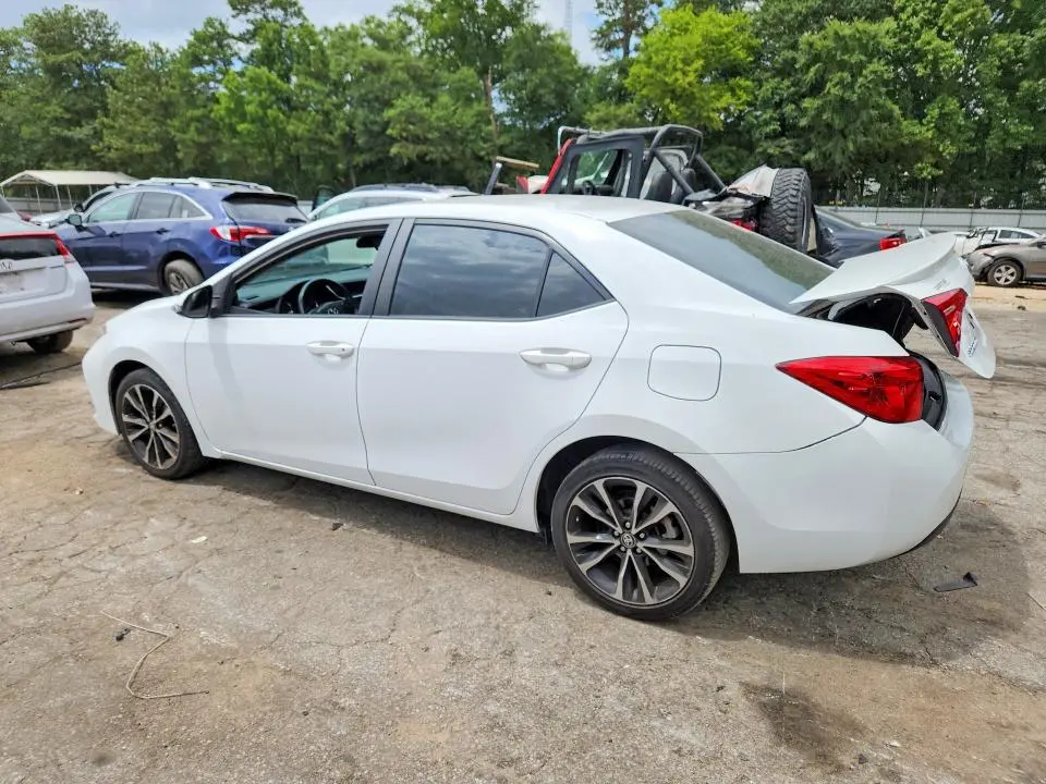 2017 TOYOTA COROLLA SE  