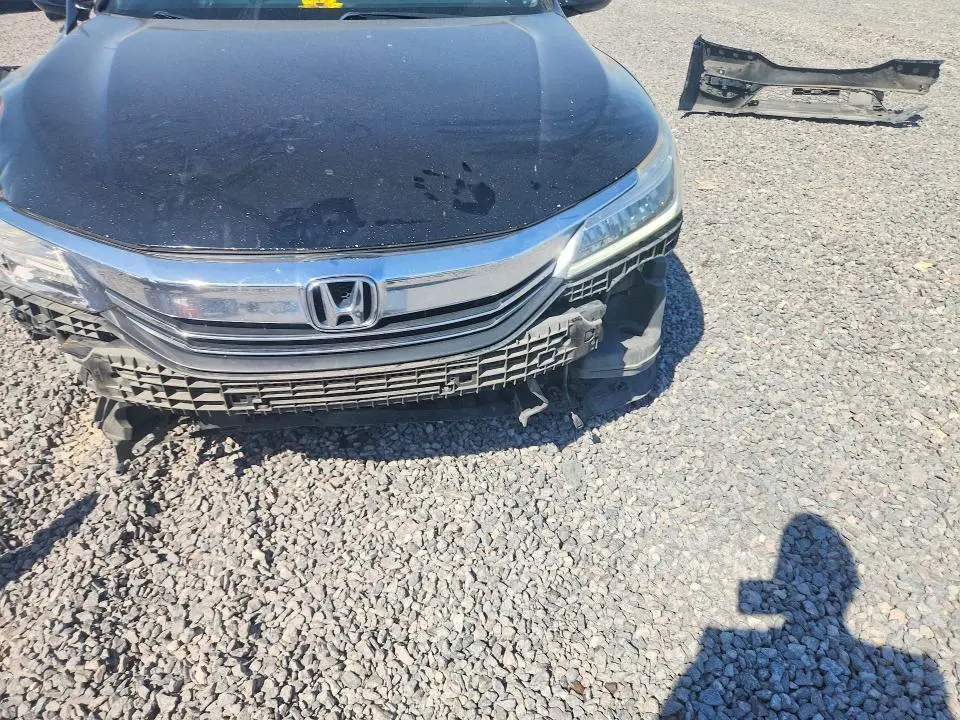 2016 HONDA ACCORD TOURING  