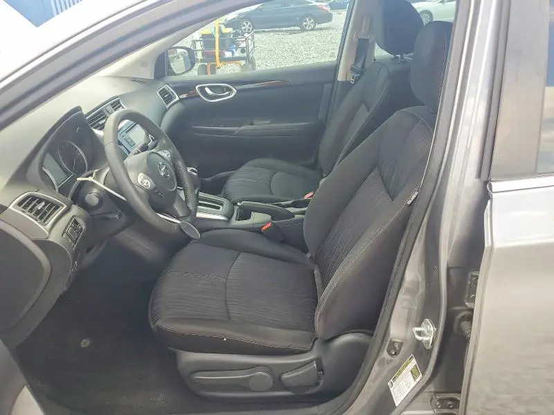 2017 NISSAN SENTRA SV  