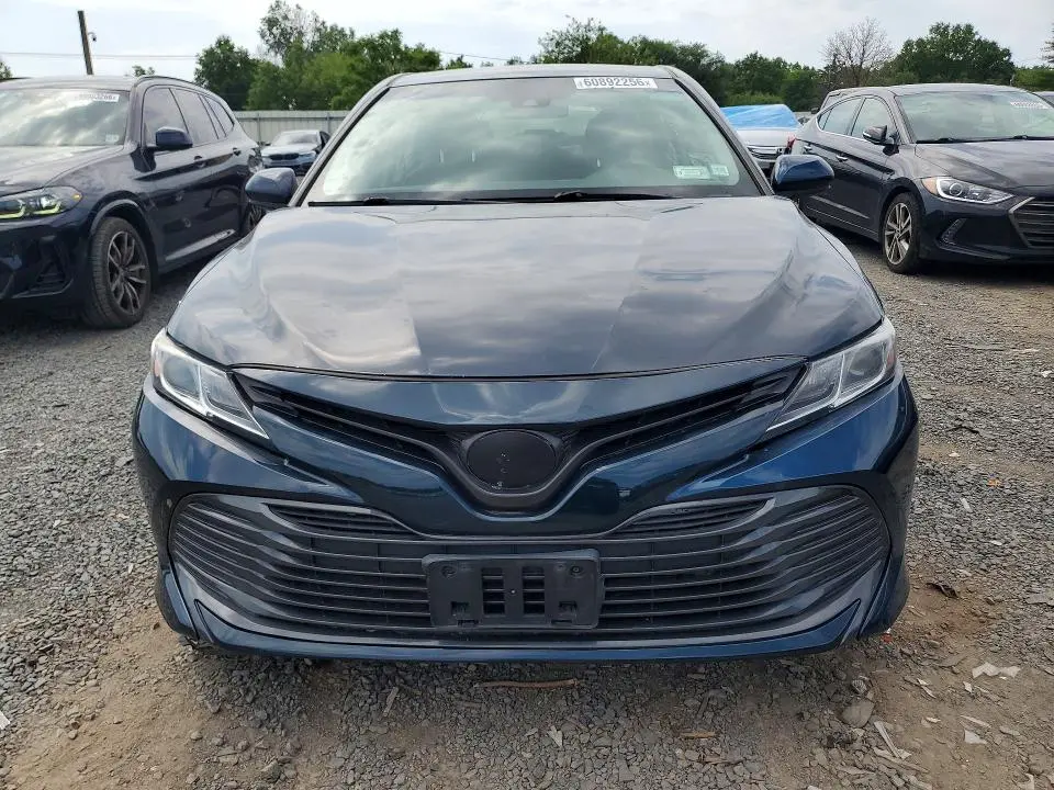 2018 TOYOTA CAMRY LE  