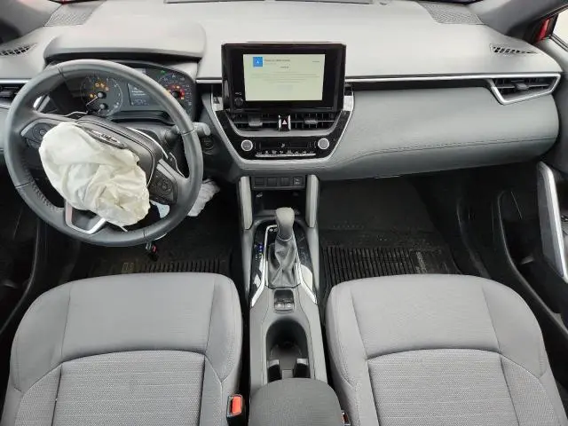 2024 TOYOTA COROLLA CROSS SE  