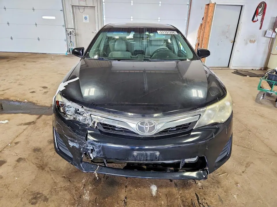 2012 TOYOTA CAMRY LE  