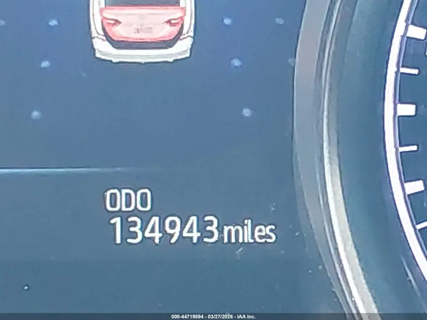 2021 TOYOTA CAMRY SE AWD