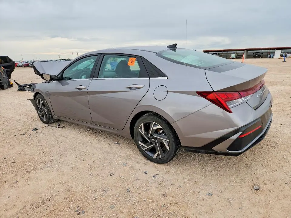 2024 HYUNDAI ELANTRA LIMITED  