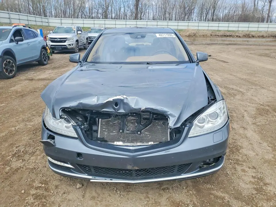 2011 MERCEDES-BENZ S 550  