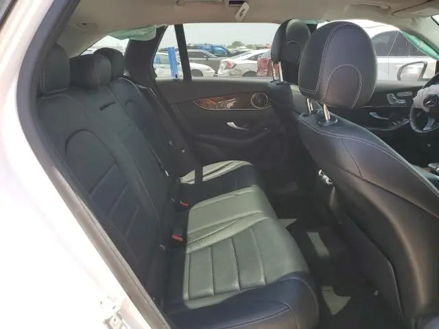 2016 MERCEDES-BENZ GLC 300  