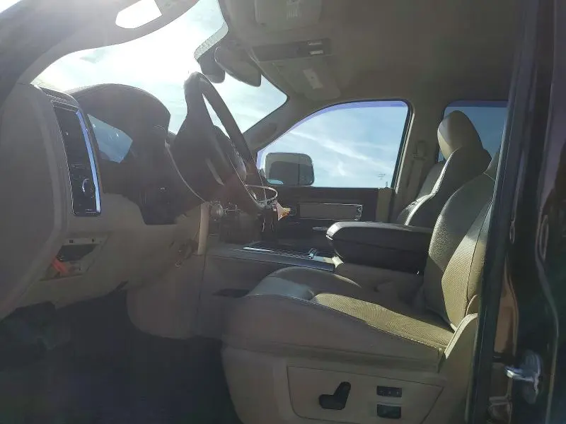 2015 RAM 1500 LARAMIE  