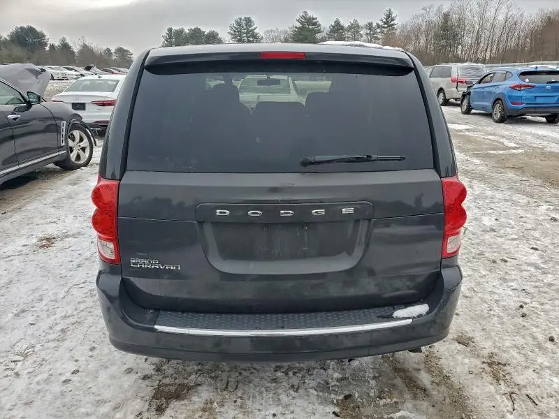 2012 DODGE GRAND CARAVAN SE  