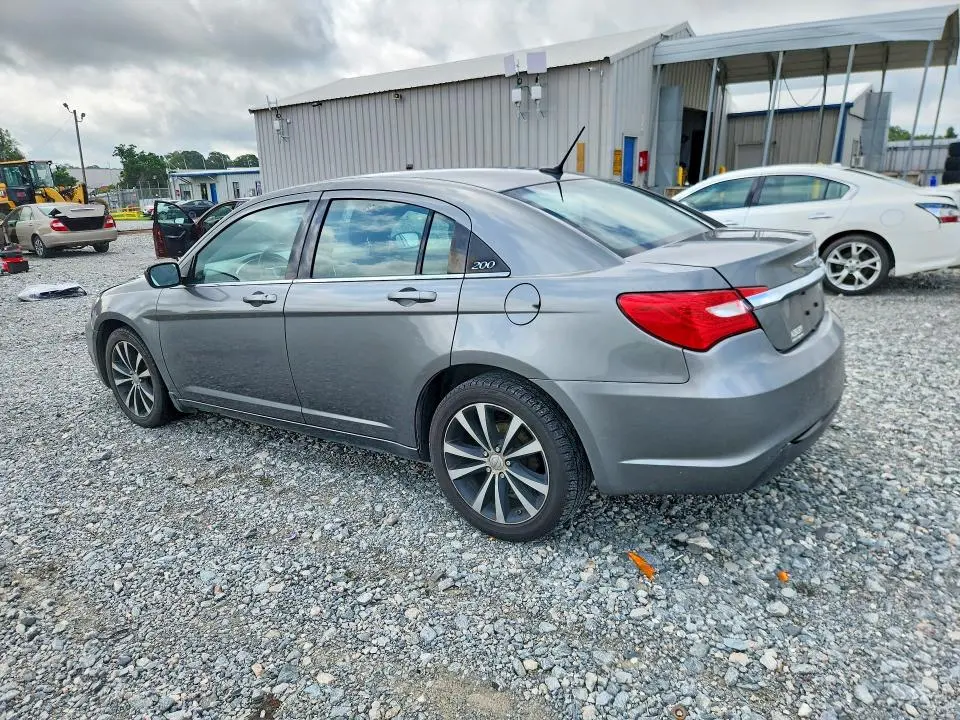 2013 CHRYSLER 200 LIMITED  